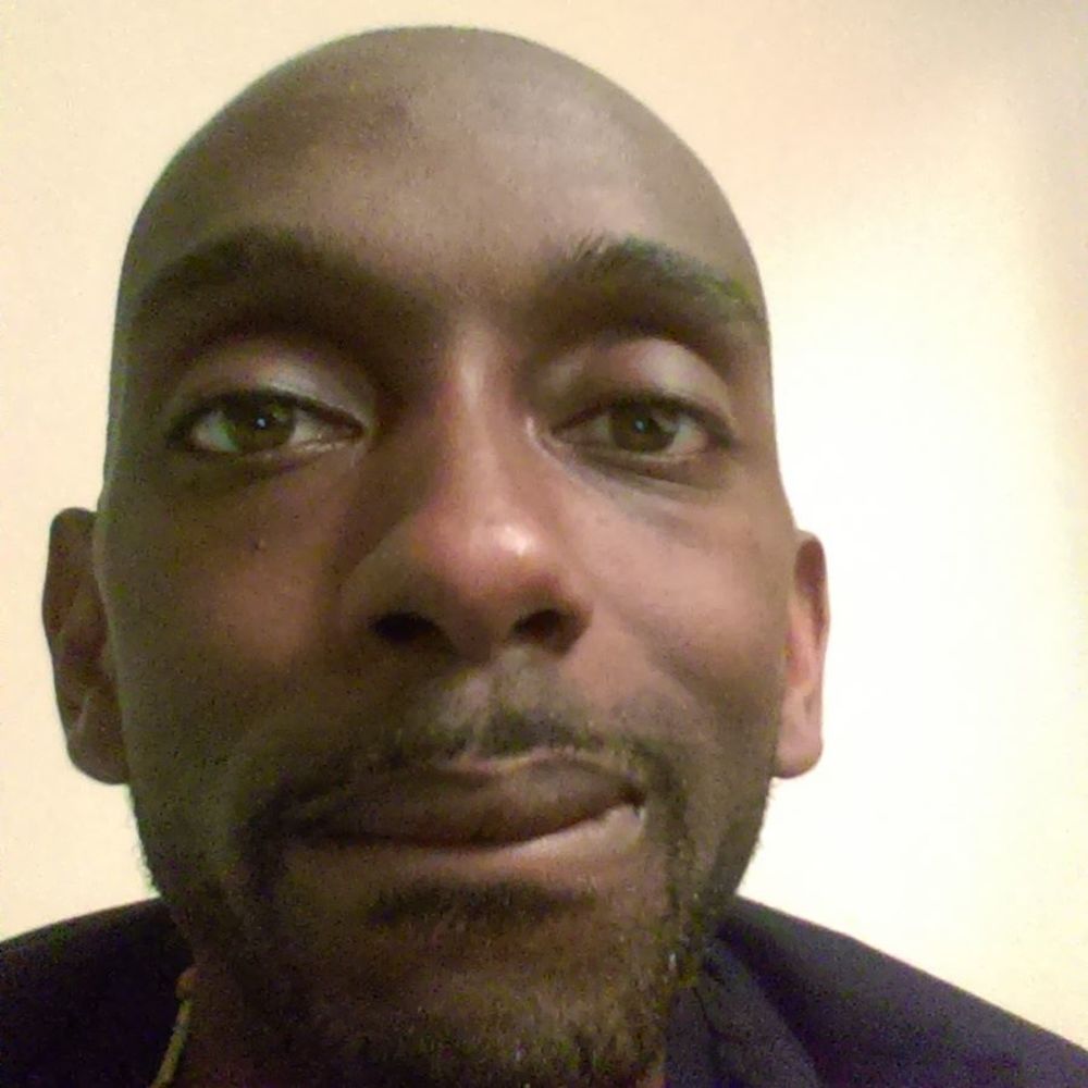 Meet your Posher, Avery